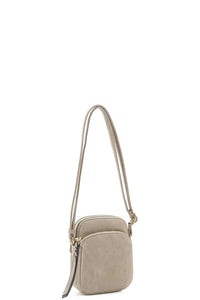 ESSENTIAL CROSSBODY