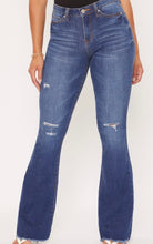 Load image into Gallery viewer, RODEO FLARE JEANS
